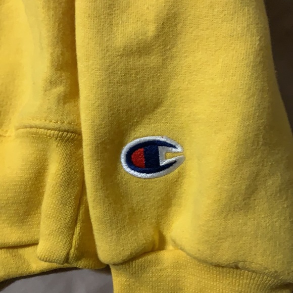 Yellow Champion Crewneck - Picture 2 of 3